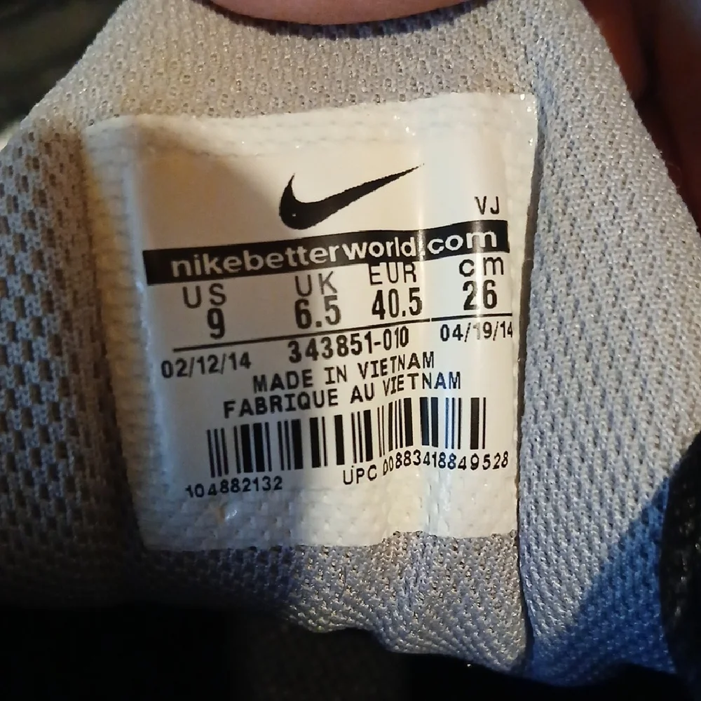 Nike Air Black Mesh Sneakers